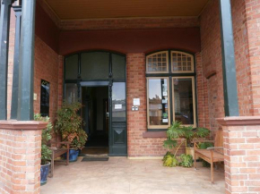 Гостиница Launceston Backpackers  Лонсестон